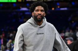 乔尔-恩比德感受压力，呼吁统一(yī)战线迎接挑战