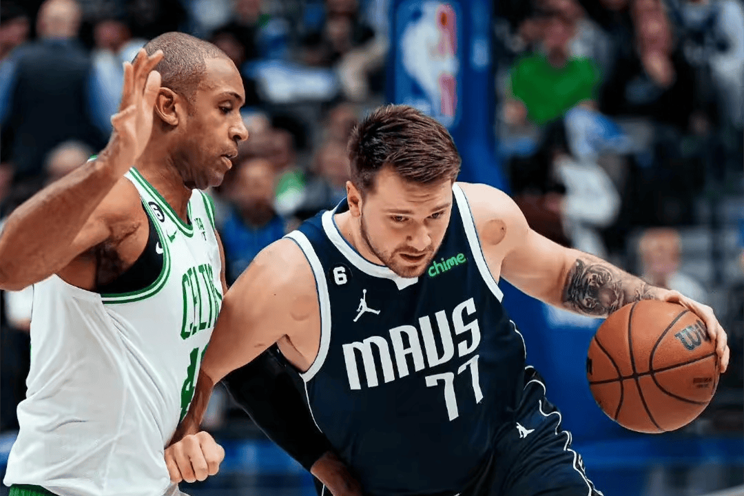 爆冷！卫冕冠军轰然倒下，NBA最强夺冠黑马诞生，其他球队怎么打