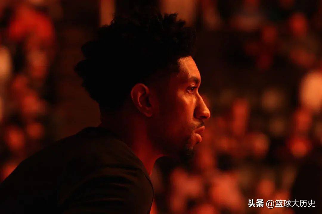 两次膝盖手术！29岁的伍德，还能重返NBA吗？