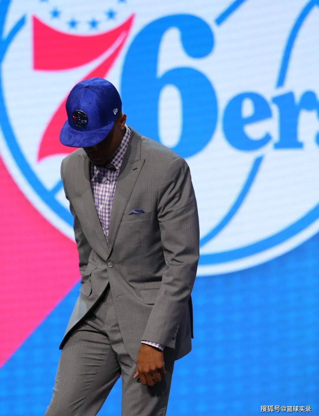 彻底没球打了！富尔茨还能重返NBA吗？