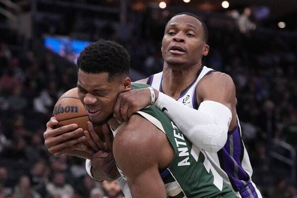 字母哥与威少差点爆冲突，国王险胜雄鹿