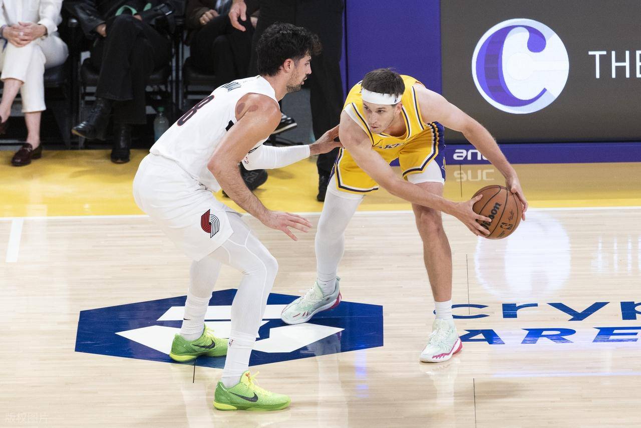 NBA本赛季场均助攻榜发布！排名第一的竟然是中锋 库里落榜